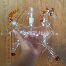 匠心独具的玻璃艺术 探访河间玻璃水烟壶与佳泽工艺
